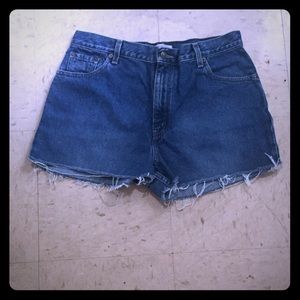 Levi’s signature shorts